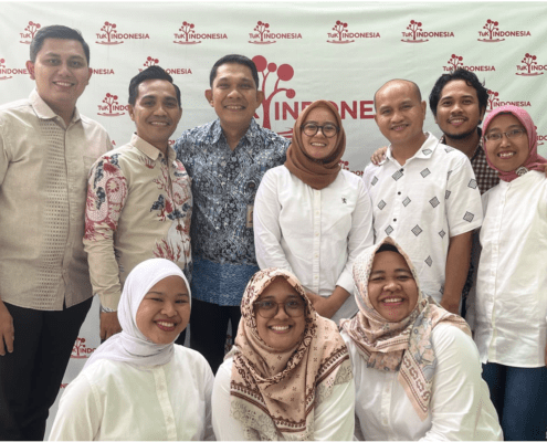 Serah Terima Jabatan dan Pisah Sambut Badan Pengurus TuK INDONESIA